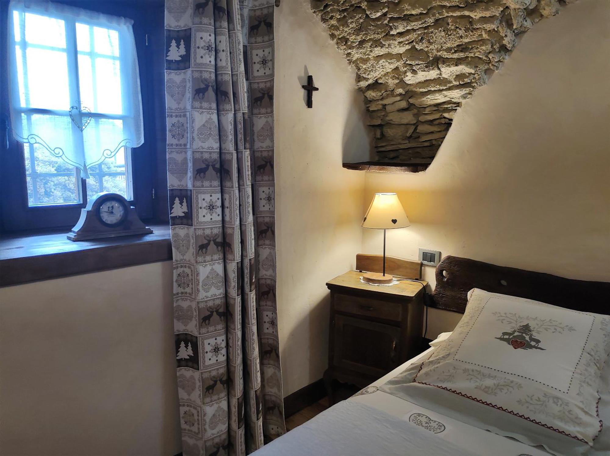 Le Petit Château de Vetan Saint-Pierre Extérieur photo