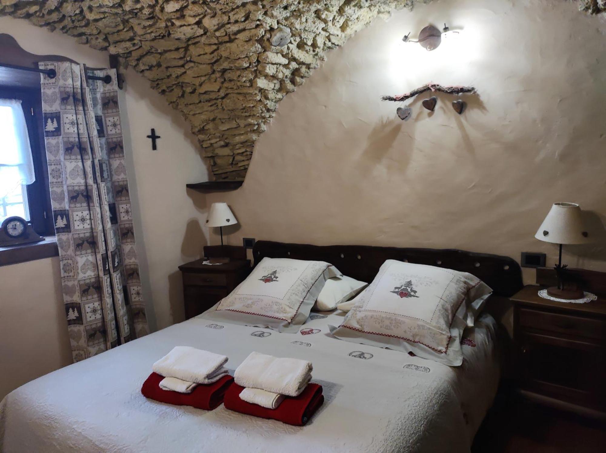 Le Petit Château de Vetan Saint-Pierre Extérieur photo